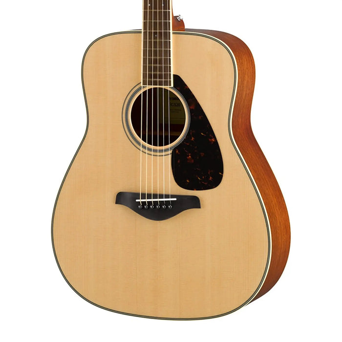 Yamaha Folk Guitar FG820